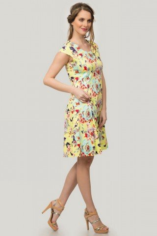 Rochie galbena in clos cu imprimeu floral