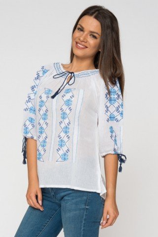 Bluza alba tip iie Ilinca cu broderie bleu