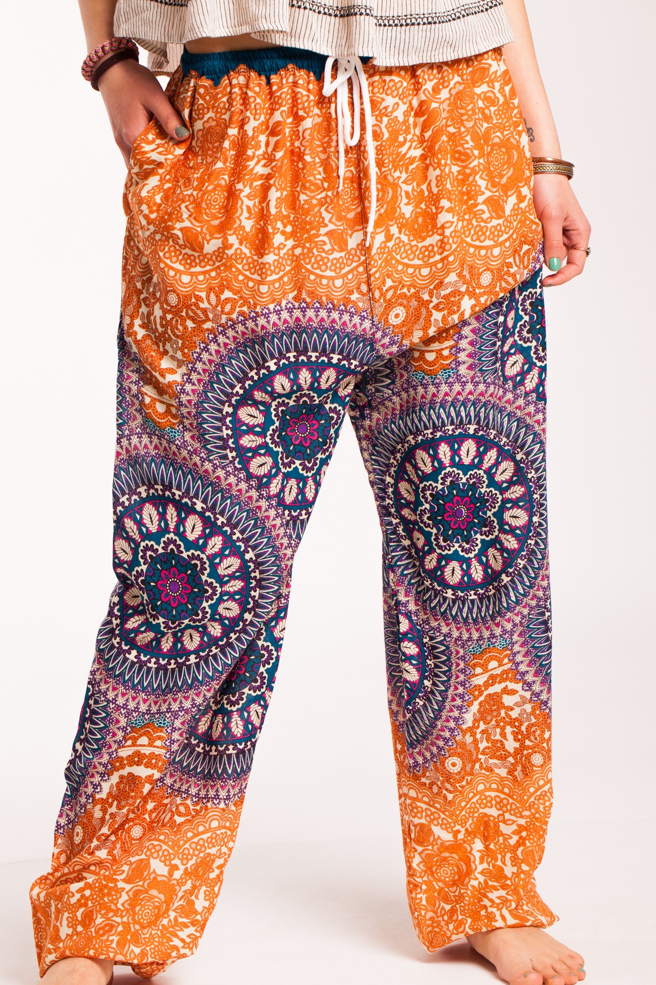 Pantaloni mandala portocalii Sashi din vascoza