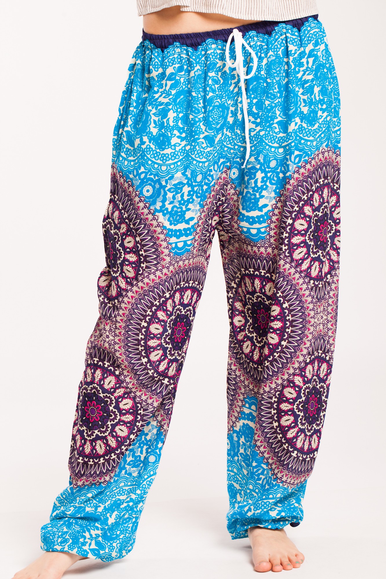 Pantaloni mandala bleu Sashi din vascoza