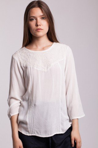 Bluza ivoire Arthy din vascoza cu platca brodata