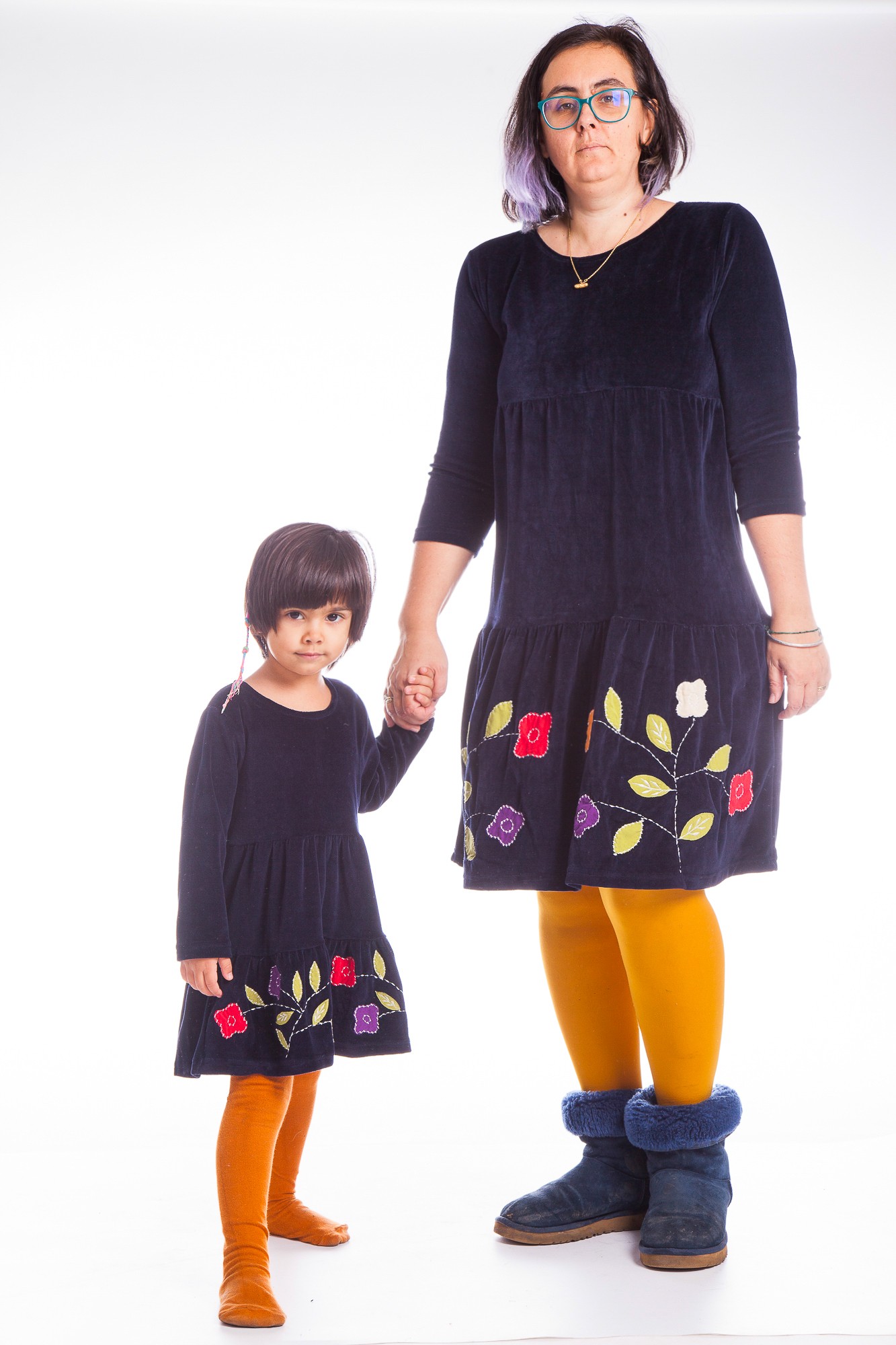 Set rochii din catifea bleumarin Mama si Fiica