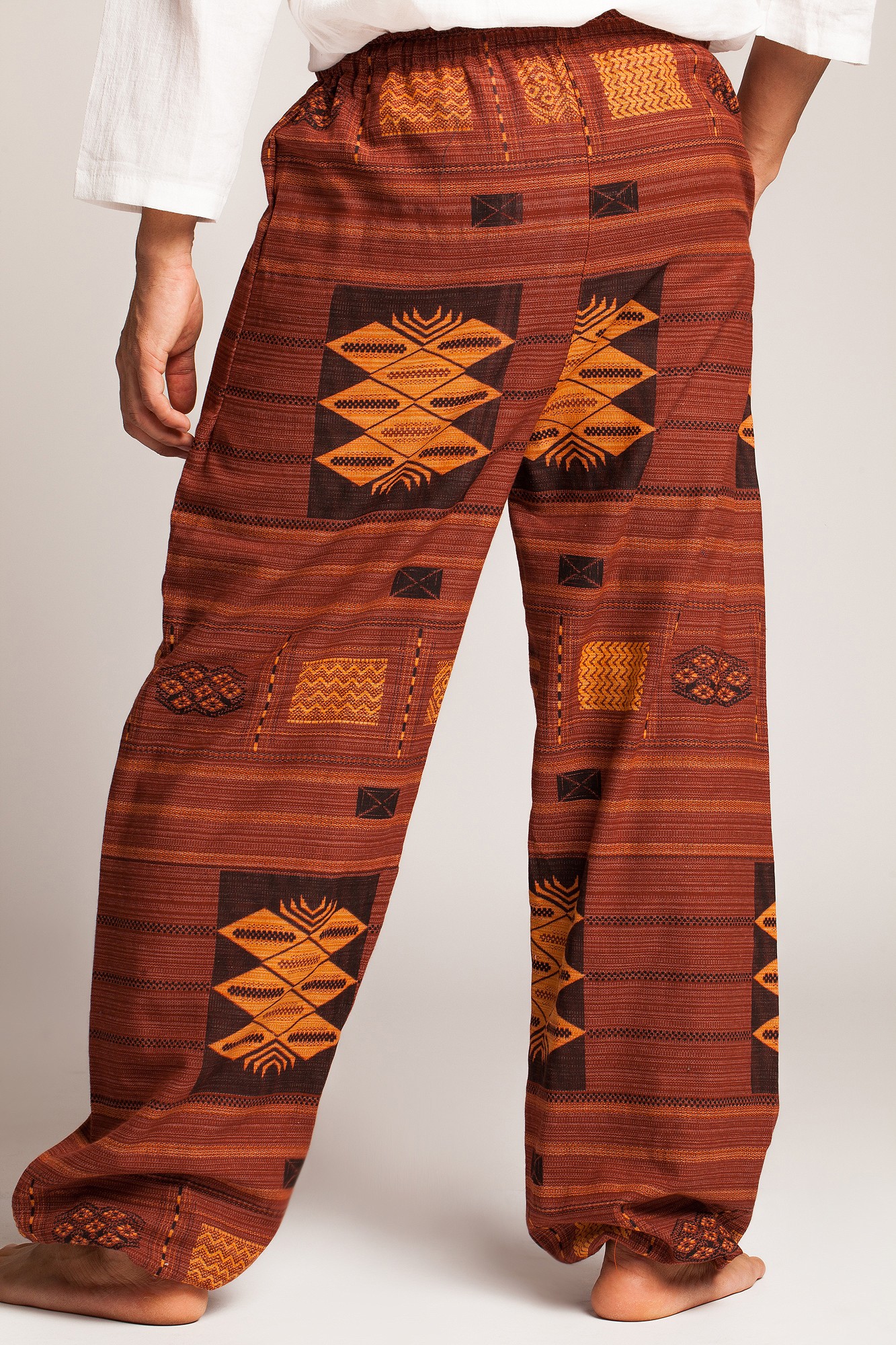 Pantaloni Thai din bumbac maro si galben cu motive etnice