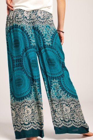 Pantaloni boho largi turcoaz cu mandala si flori