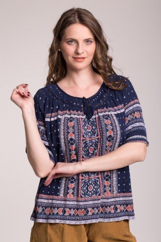 Bluza bleumarin cu imprimeu multicolor