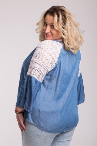 Bluza denim cu dantela si volan