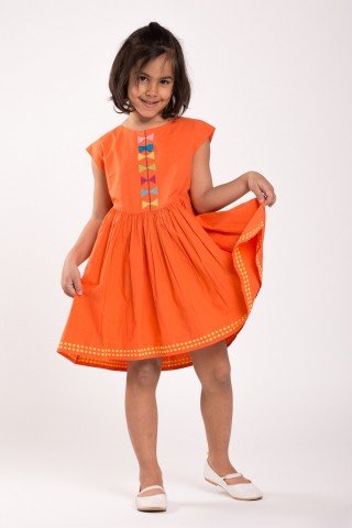Rochie orange cu broderie colorata
