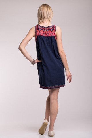 Rochie bleumarin scurta cu broderie in contrast