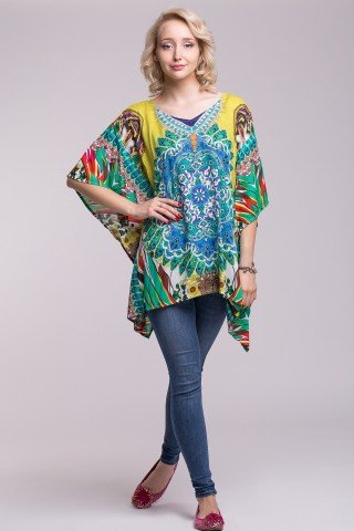 Bluza matasoasa tip poncho multicolor cu imprimeu etnic