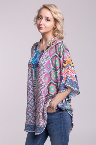 Poncho vaporos cu guler tip tunica si imprimeu geometric multicolor