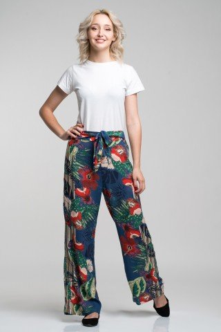 Pantaloni albastri cu imprimeu multicolor exotic si cordon in talie