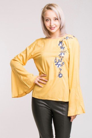 Bluza galbena cu broderie florala fata-spate si maneci clopot