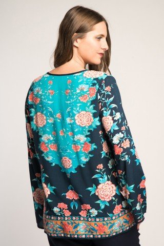 Bluza bleumarin cu imprimeu floral multicolor si anchior