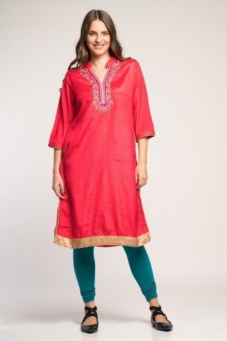 Costum traditional indian turcoaz/rosu cu broderie aurie