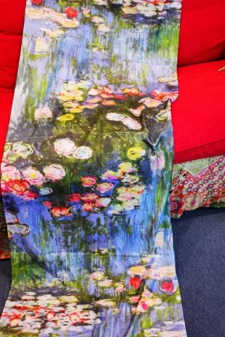 Esarfa casmir cu imprimeu dupa tabloul Nuferi al lui Claude Monet