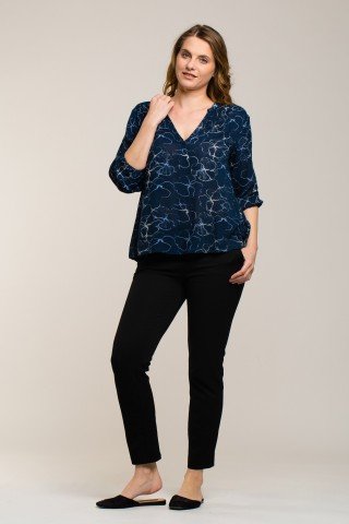 Bluza bleumarin cu imprimeu floral elegant