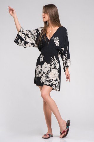 Rochie neagra cu maneci kimono si imprimeu