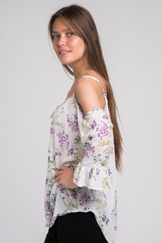 Bluza cu imprimeu floral si umeri decupati