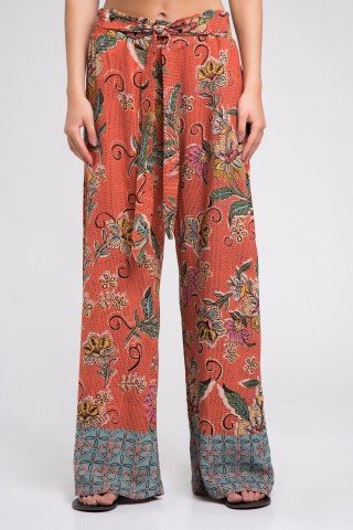 Pantaloni boho din vascoza cu imprimeu multicolor