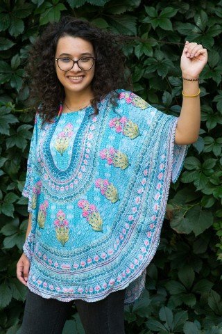 Bluza matasoasa multicolora stil poncho