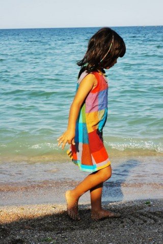 Tunica multicolora de copii cu gluga