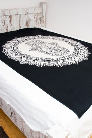 Cuvertura single neagra cu print alb Hamsa