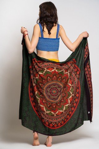 Sarong verde de plaja pareo cu mandala rosie