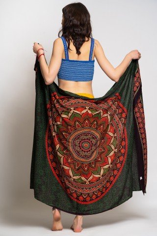 Sarong verde de plaja pareo cu mandala rosie