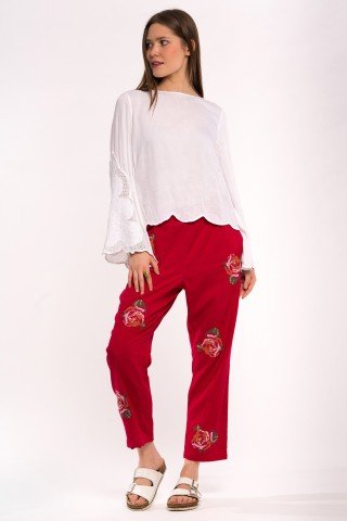 Pantaloni conici rosii cu broderie florala