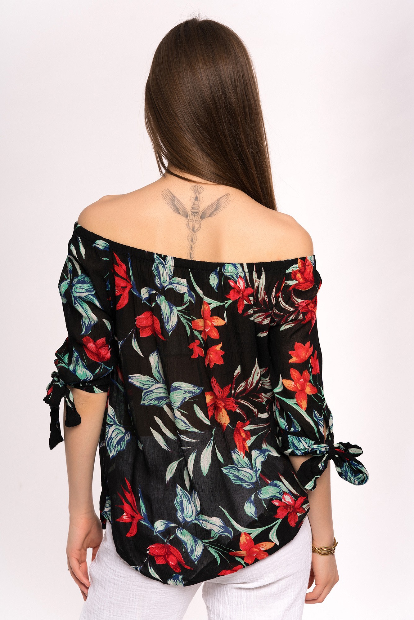 Bluza neagra cu imprimeu floral Lily