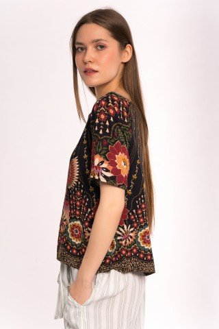 Bluza neaga cu print floral Tucan colorat