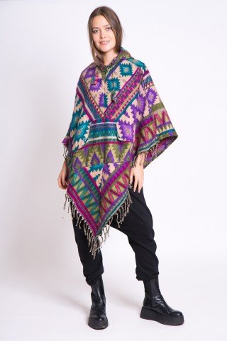 Poncho multicolor etno cu gluga si ciucuri