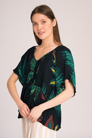 Bluza neagra cu imprimeu verde si nasturi