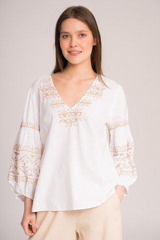 Bluza alba tip ie cu broderie beige