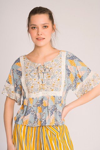 Bluza bleu cu galben si dantela