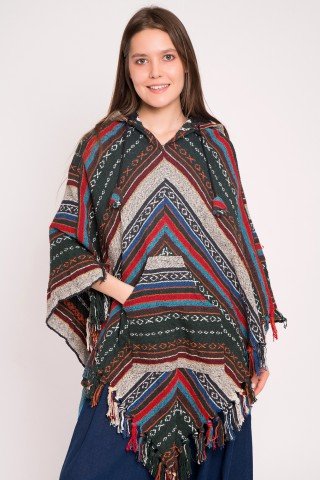 Poncho multicolor unisex cu gluga si franjuri