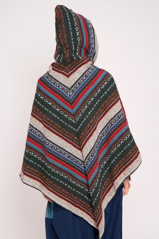 Poncho multicolor unisex cu gluga si franjuri