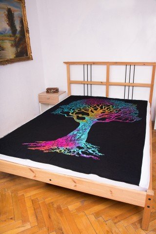 Cuvertura neagra cu print multicolor Tree of Life