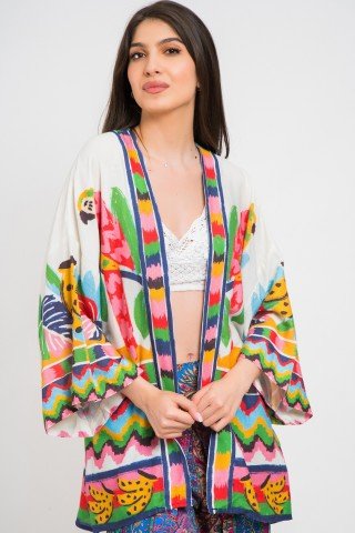 Kimono alb cu imprimeu colorat si maneci largi