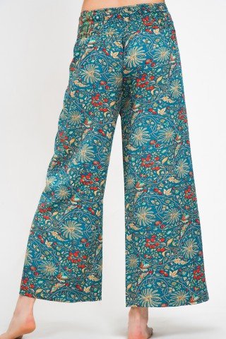 Pantaloni largi cu imprimeu floral