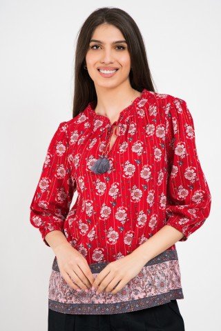 Bluza rosie cu imprimeu floral si ciucuri