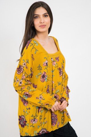 Bluza galbena cu imprimeu floral si dantela