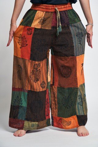 Pantaloni din petice multicolore oversize