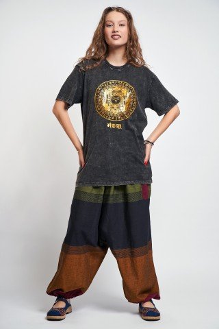 Tricou unisex negru cu Mantra Mandala aurie