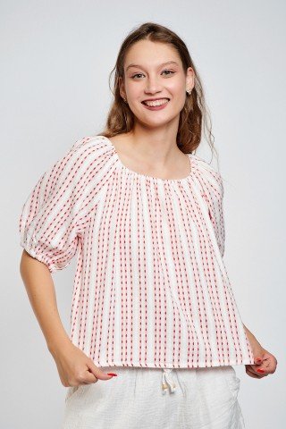 Bluza alba cu tesatura rosie