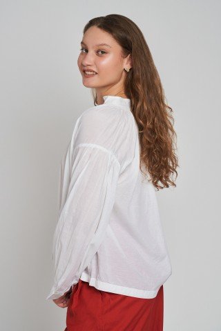 Bluza alba din bumbac subtire