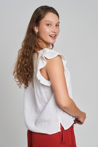 Top alb din muselina cu maneca scurta fluturre