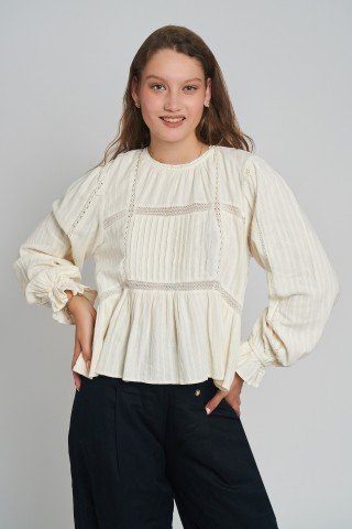 Bluza beige still ie cu accente brodate delicate