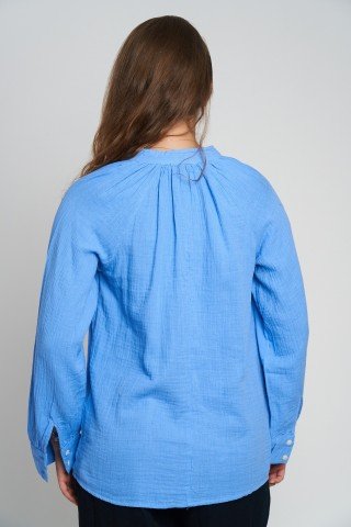 Bluza bleu ciel din muselina cu maneca lunga