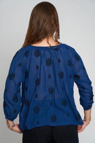 Bluza bleumarin din vascoza tip ie